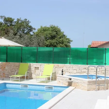 Nikolas-pool, Whirlpool, Sea View, Close To The Vila