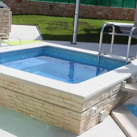 Villa Nikolas-pool, Whirlpool, Sea View, Close To The *