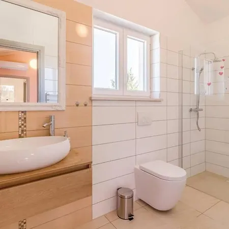 Nikolas-pool, Whirlpool, Sea View, Close To The Vila *