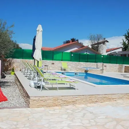 Villa Nikolas-pool, Whirlpool, Sea View, Close To The Fazana