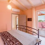 Villa Nikolas-pool, Whirlpool, Sea View, Close To The