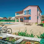 Nikolas-pool, Whirlpool, Sea View, Close To The Villa