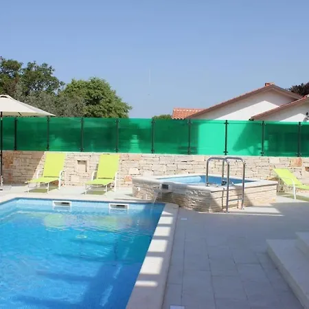 Villa Nikolas-pool, Sea View, Close To The *