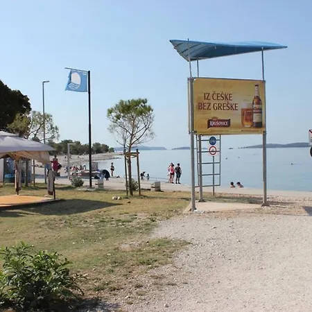 Nikolas-pool, Sea View, Close To The Fažana