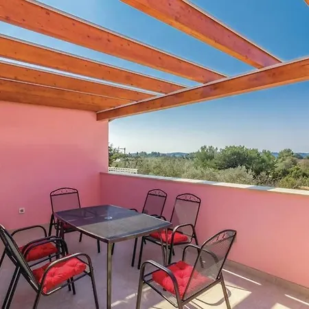 Villa Nikolas-pool, Sea View, Close To The