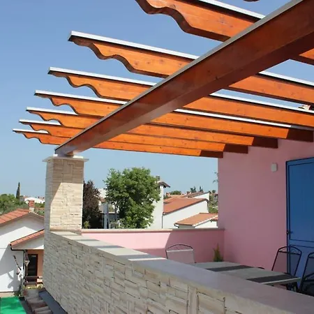 Nikolas-pool, Sea View, Close To The Villa *